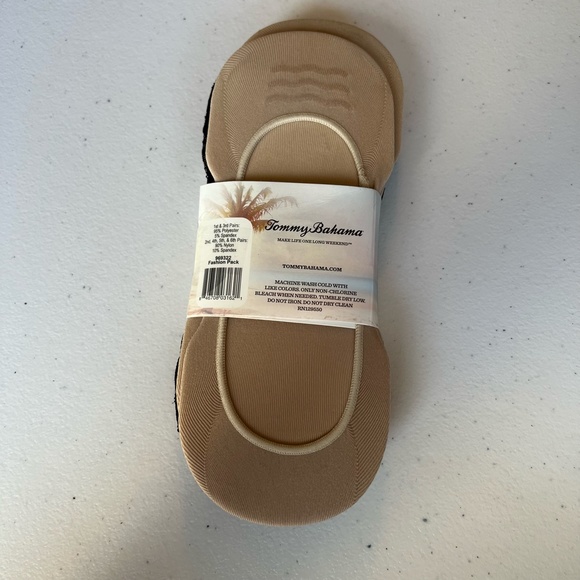 Tommy Bahama Ladies' Low-Cut Liners Six Pairs - Picture 2 of 7